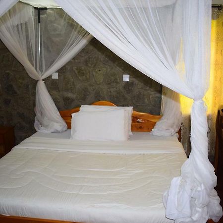Ngorongoro Lodge Карату Экстерьер фото