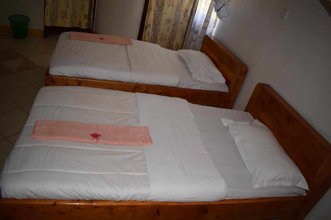 Ngorongoro Lodge Карату Экстерьер фото