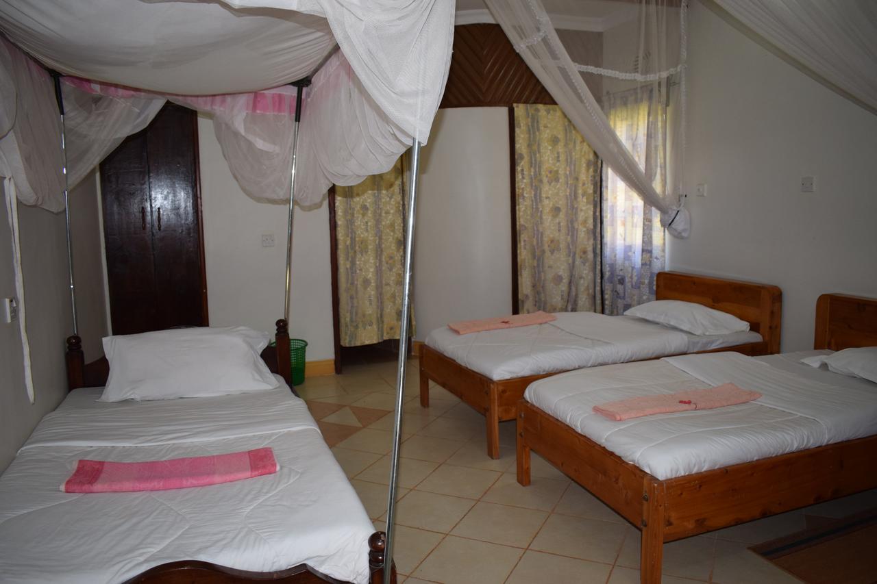Ngorongoro Lodge Карату Экстерьер фото