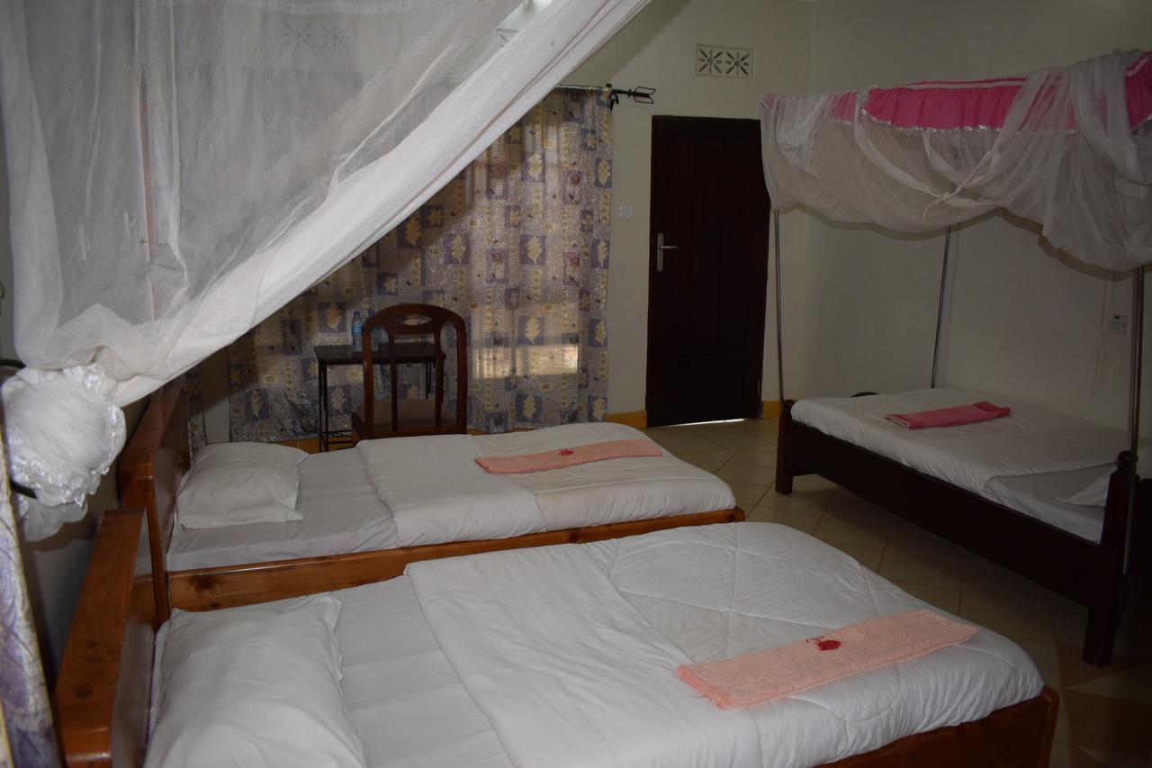 Ngorongoro Lodge Карату Экстерьер фото