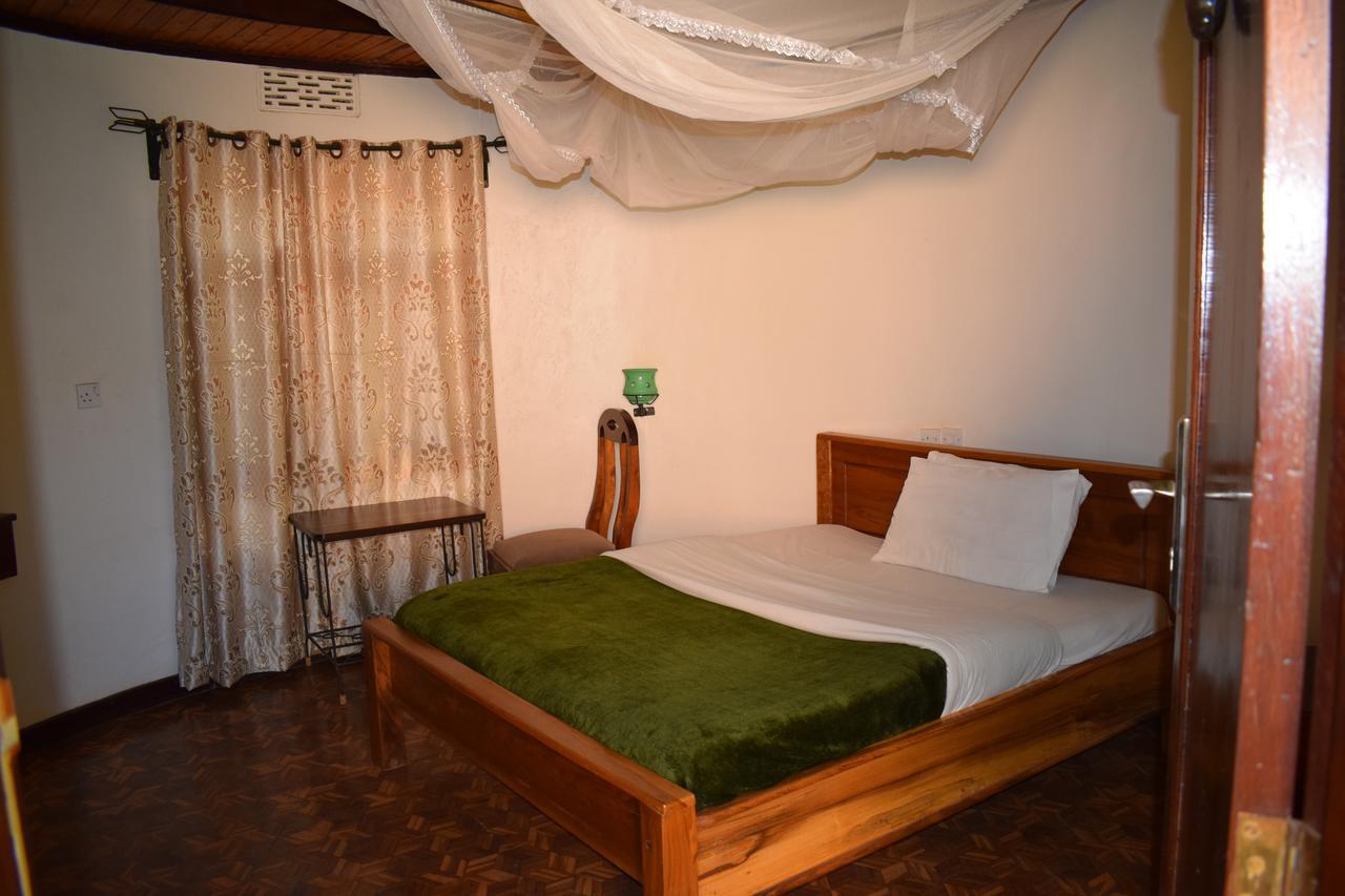 Ngorongoro Lodge Карату Экстерьер фото