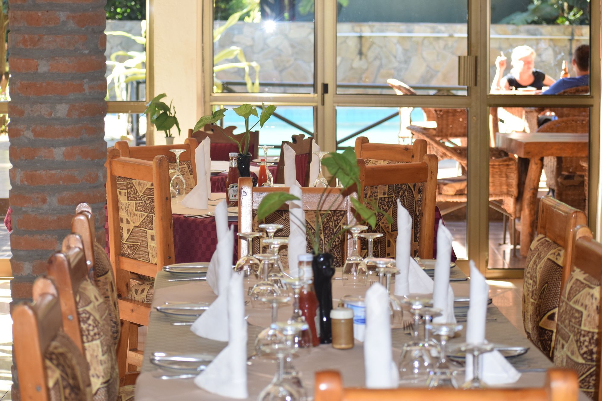 Ngorongoro Lodge Карату Экстерьер фото
